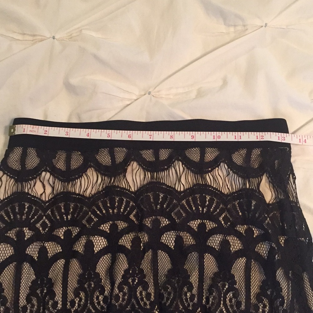Small Xhilaration skirt - Picture 4 of 6